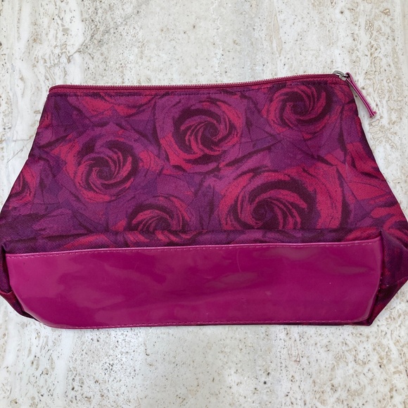 Four Small Gift Cosmetic Bags - Picture 2 of 9